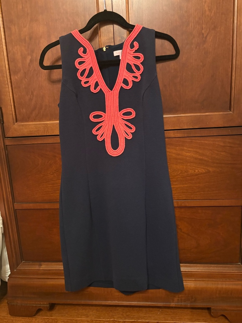Lilly Pulitzer Navy Dress with Coral Label Detail - Picture 2 of 7